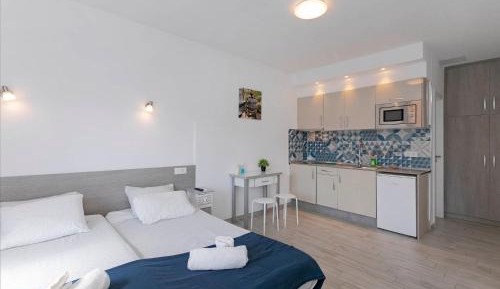 Studio with Sea View