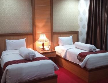 Twin Room with City View