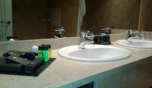 Queen Room with City View