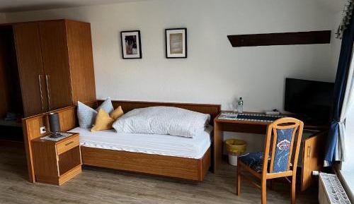 Large Twin Room