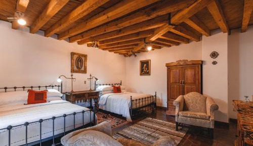 Deluxe Queen Room with Two Queen Beds