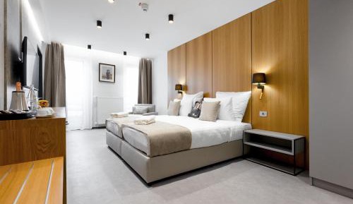 Deluxe Double or Twin Room with Balcony