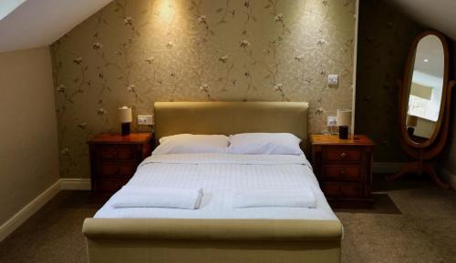 Classic Quadruple Room