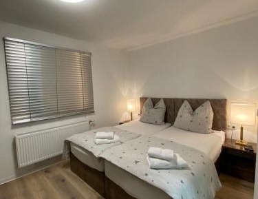 Single Room with Private Bathroom