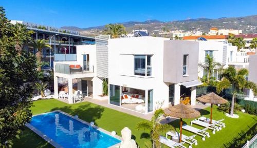 Deluxe Villa