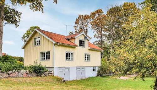 Four-Bedroom Holiday Home