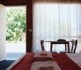 Moama Motel Queen Room