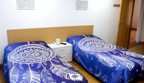 Twin Room with Shared Bathroom