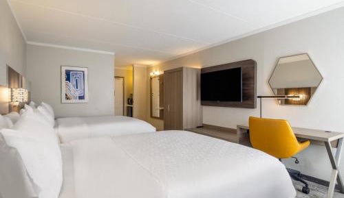 Standard Room with Two Queen Beds