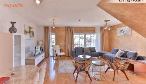 Duplex Apartment