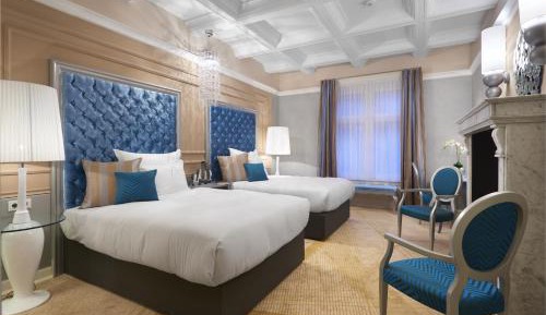 Grand Luxury Room with Double Double Beds