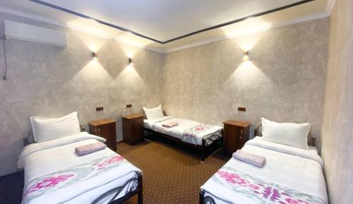 Comfort Triple Room with Shower