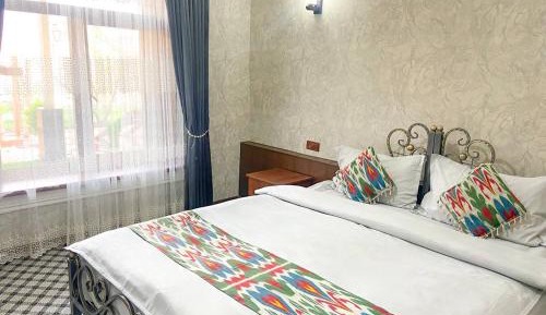 Deluxe Double Room with Private Bathroom