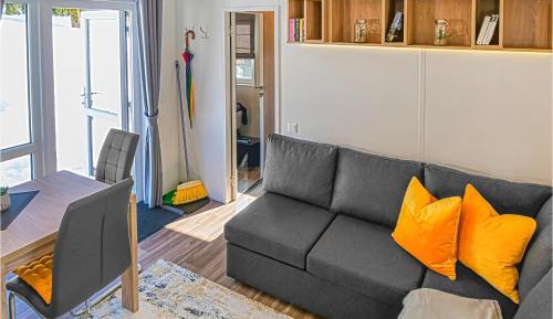 One-Bedroom Holiday Home