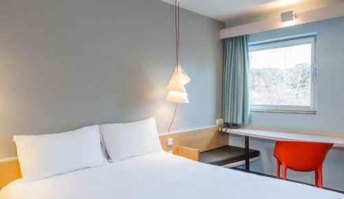 Standard Double Room - Non-Smoking