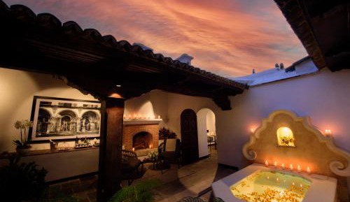 Suite with Hot Tub