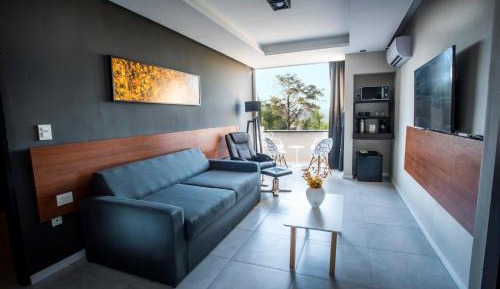 Suite with Garden View