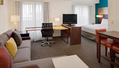 Queen Studio with Sofa Bed