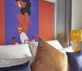 Luxury King Room with Music Garden View