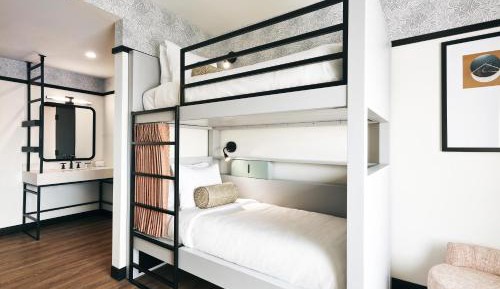 Guest room with 2 Twin/Single Bed(s) bunk