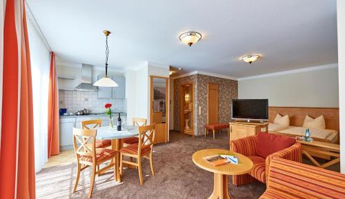 Deluxe Double Room with Bath
