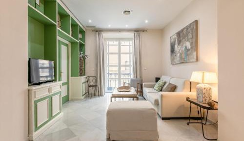 Apartment with Balcony