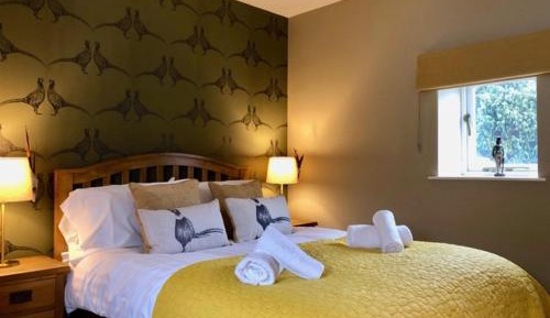 Double or Twin Room with Bathroom