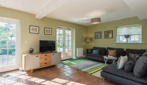 Four-Bedroom Holiday Home