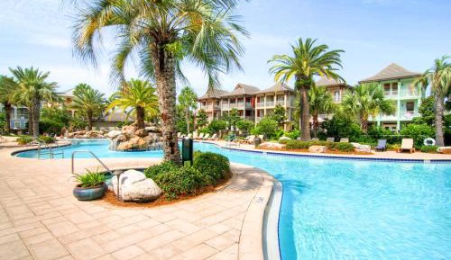 Six-Bedroom Holiday Home