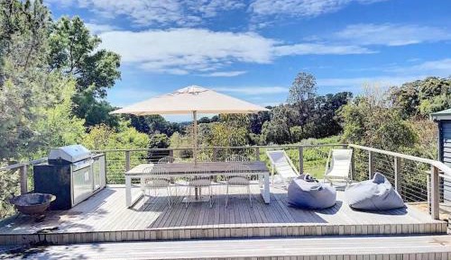 Villa with Garden View