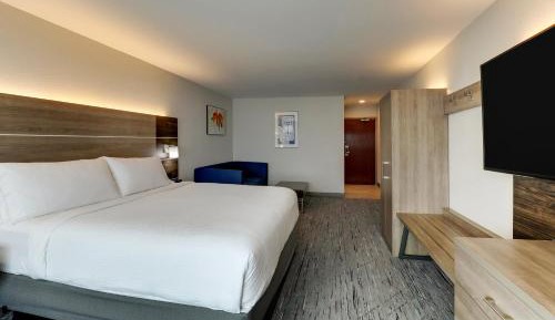 King Suite with Sofa Bed