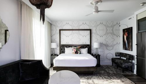 One-Bedroom King Suite with Sofa Bed
