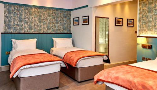 Family Room with Bathroom (2 Adults and 2 Children)