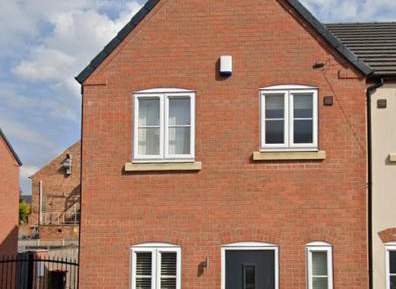 Three-Bedroom Holiday Home 