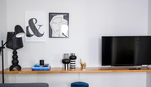 Apartment with Balcony