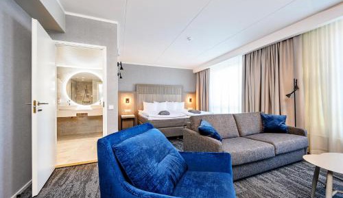 Deluxe Double Room with Bath