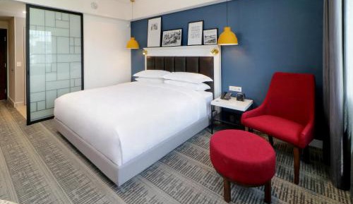 Standard King Room