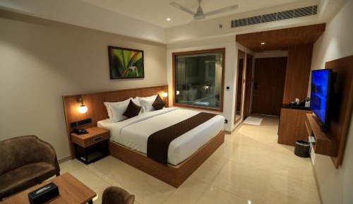 Deluxe Double Room with Balcony
