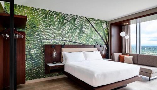 Executive King Suite with Park View - Executive Lounge Access
