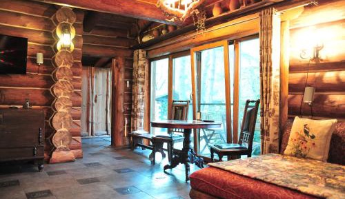 One-Bedroom Cottage