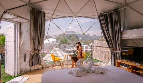 King Room with Balcony