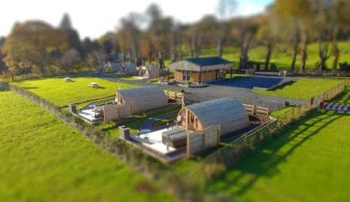 Apartment with Mountain View