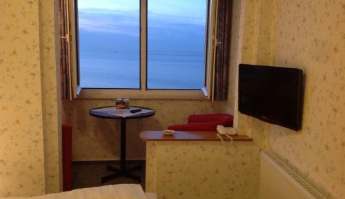 Small Double Room with Sea View 