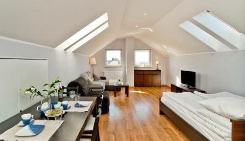 Studio Apartment with Sea View