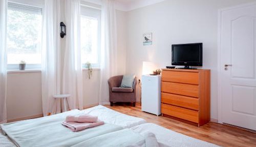 Large Double Room