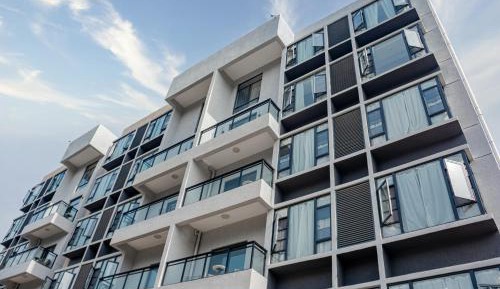 Three-Bedroom Deluxe Apartment
