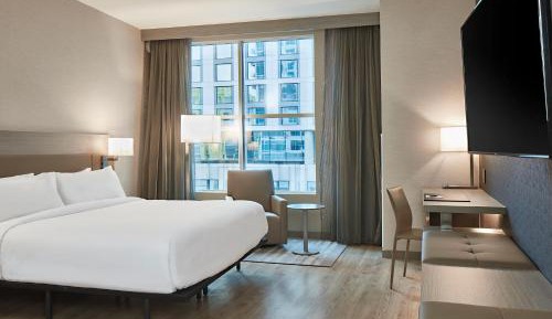 King Guest Room