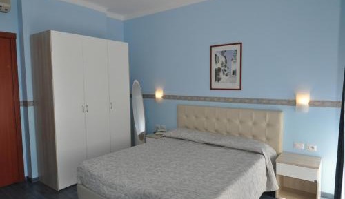 Double or Twin Room with Balcony and Sea View