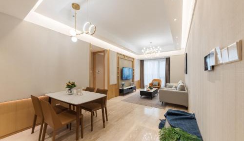 Two-bedroom, one-bathroom suite (with drying and washing machine, TV projection)