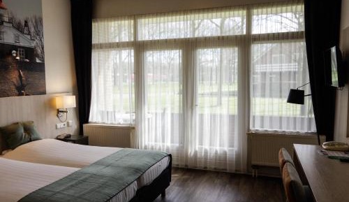 Superior Double/Twin Room with Balcony